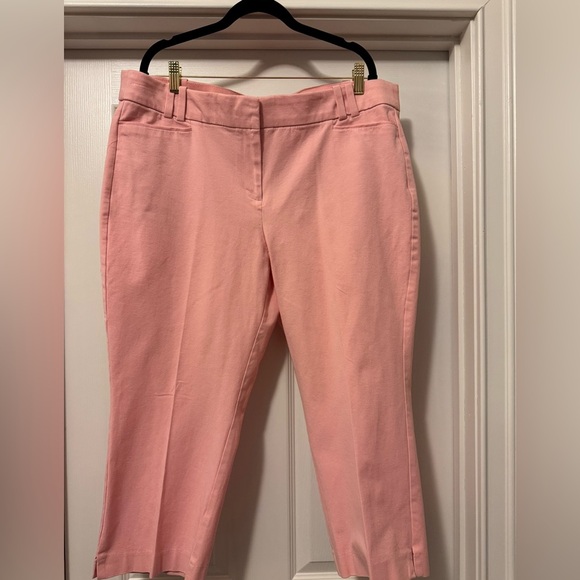 Lane Bryant Pink Cropped Ankle Pants - Picture 1 of 15